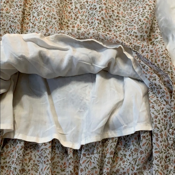 • Floral Maxi Dress • - Picture 11 of 11